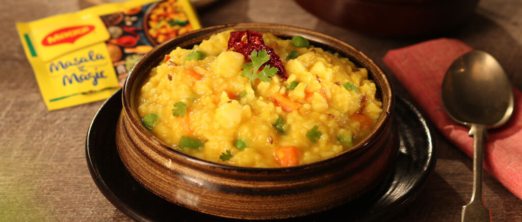 Dal-Khichdi-Plating-1082x461